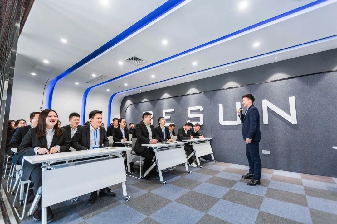 賦能企業數字化丨北盛科技與華商德瑞攜手推動APP開發一期應用成功上架